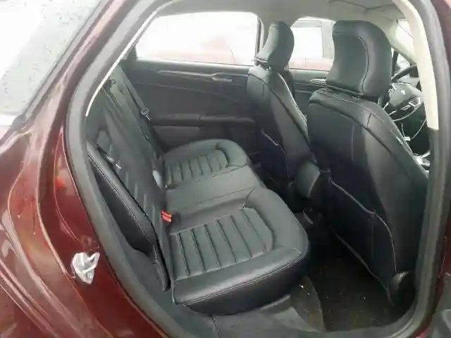 3FA6P0HD3JR126888 2018 FORD FUSION SE-5
