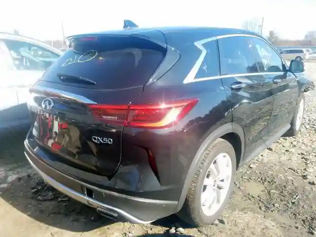 3PCAJ5M30KF101997 2019 INFINITI QX50 ESSENTIAL-3
