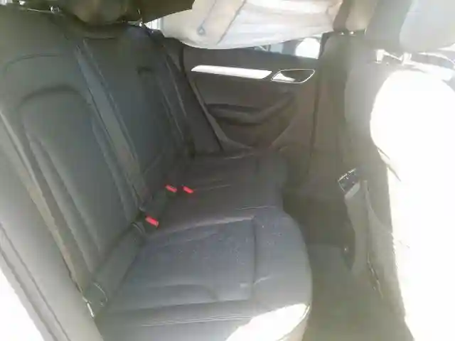 WA1HCCFSXHR000111 2017 AUDI Q3 PREMIUM PLUS-5