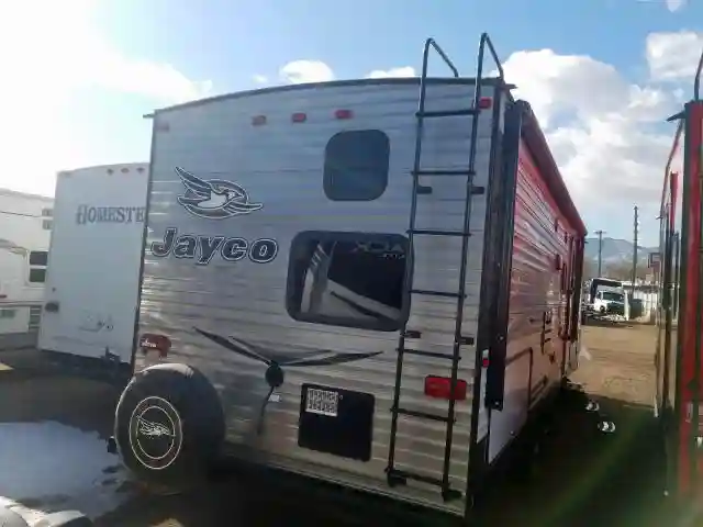1UJBJ0BP8H7TH0126 2017 JAYCO TRVL TRL-3