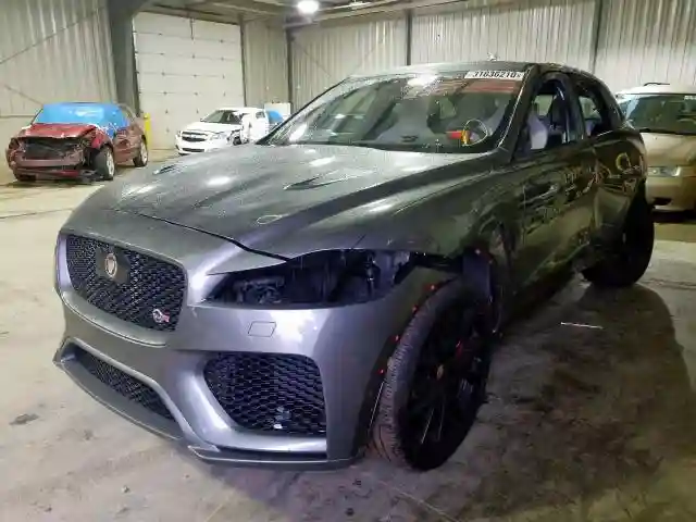 SADCZ2EE5KA613316 2019 JAGUAR F-PACE SVR-1
