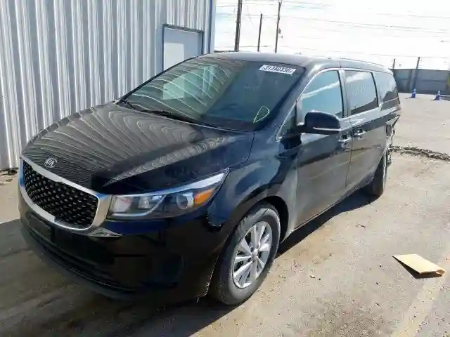 KNDMB5C19J6399325 2018 KIA SEDONA LX-1