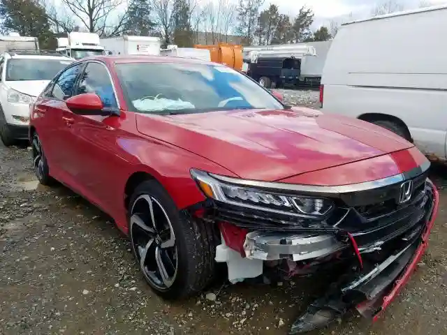 1HGCV1F39JA247052 2018 HONDA ACCORD SPORT-0