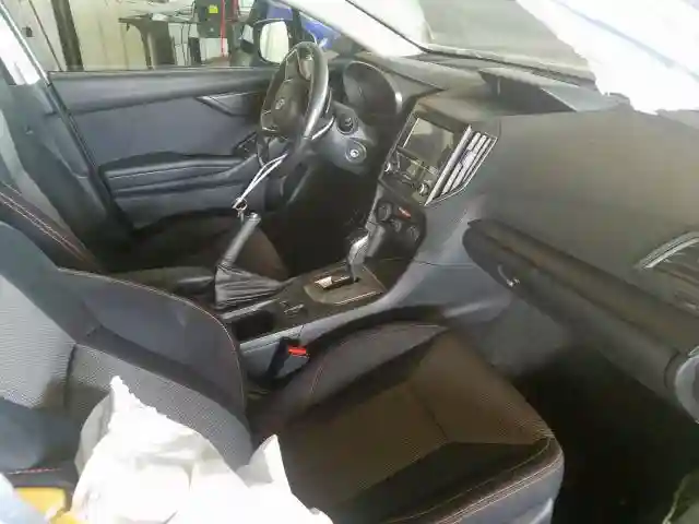 JF2GTACC7JH303623 2018 SUBARU CROSSTREK PREMIUM-4