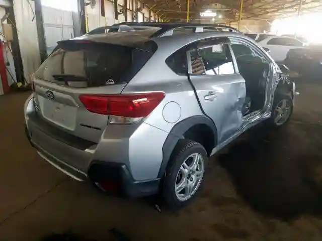 JF2GTACC7JH303623 2018 SUBARU CROSSTREK PREMIUM-3