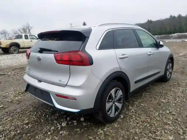 KNDCM3LD0K5236218 2019 KIA NIRO LX-3