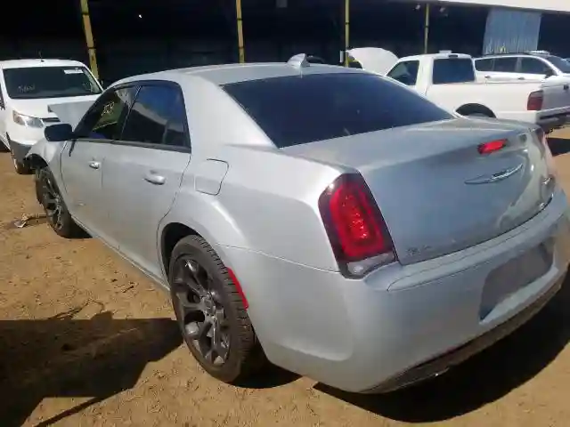 2C3CCAAG7KH581053 2019 CHRYSLER 300 TOURING-2