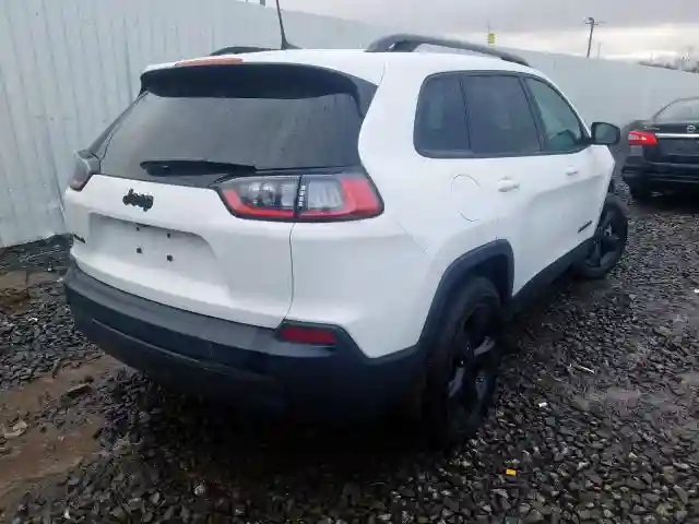 1C4PJMLB3KD328296 2019 JEEP CHEROKEE LATITUDE PLUS-3