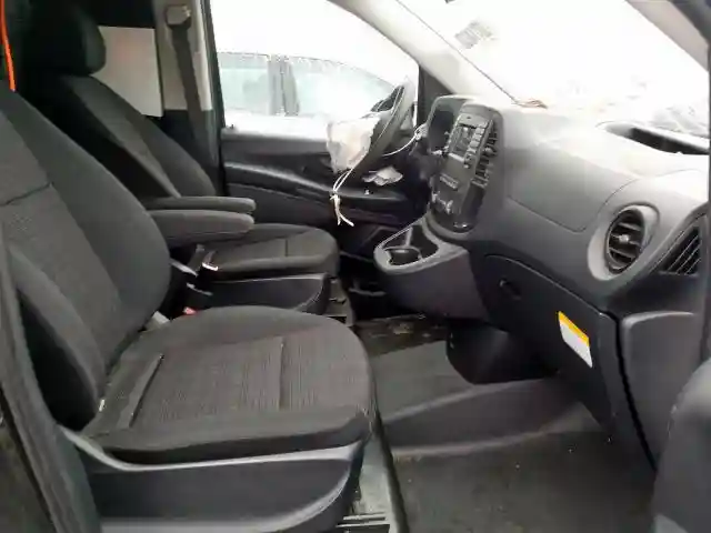 WD3PG2EA1J3450130 2018 MERCEDES-BENZ METRIS-4