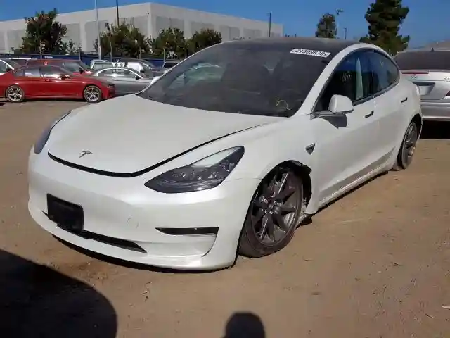 5YJ3E1EA1KF426404 2019 TESLA MODEL 3-1