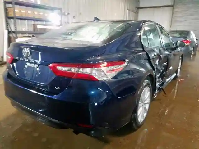 4T1B11HK9KU687164 2019 TOYOTA CAMRY L-3