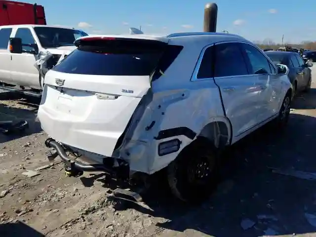 1GYKNERSXHZ104752 2017 CADILLAC XT5 PREMIUM LUXURY-3