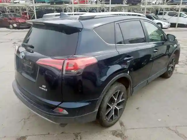 JTMJJREV8HD126704 2017 TOYOTA RAV4 HV SE-3