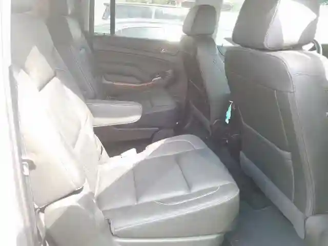 1GNSCJKC5JR224690 2018 CHEVROLET SUBURBAN C1500 PREMIER-5
