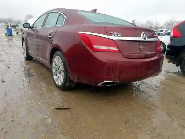 1G4GC5G30GF152625 2016 BUICK LACROSSE-2