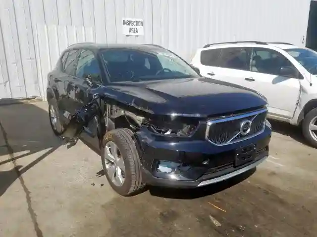 YV4162UK4K2143600 2019 VOLVO XC40 T5 MOMENTUM-0