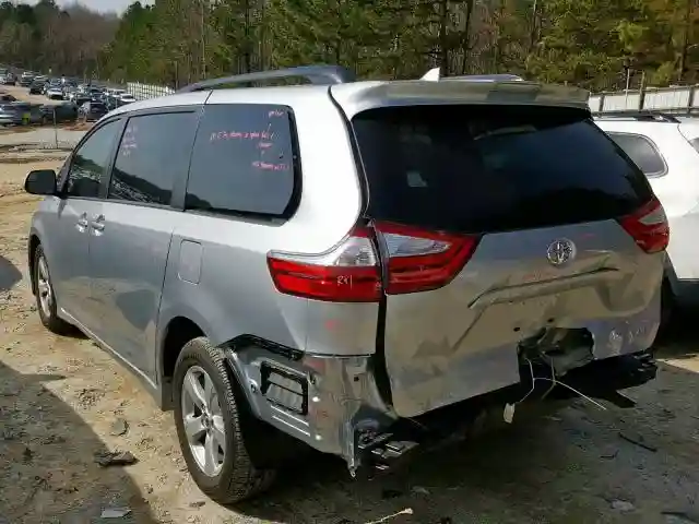 5TDKZ3DC9KS995480 2019 TOYOTA SIENNA LE-2