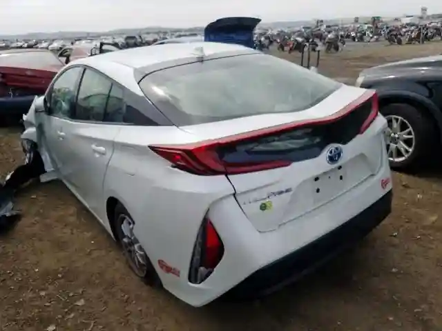 JTDKARFP3H3036662 2017 TOYOTA PRIUS PRIME-2