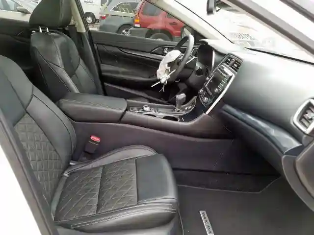 1N4AA6AV2KC375085 2019 NISSAN MAXIMA S-4