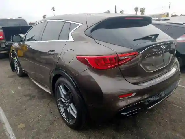 SJKCH5CP3JA041632 2018 INFINITI QX30 BASE-2
