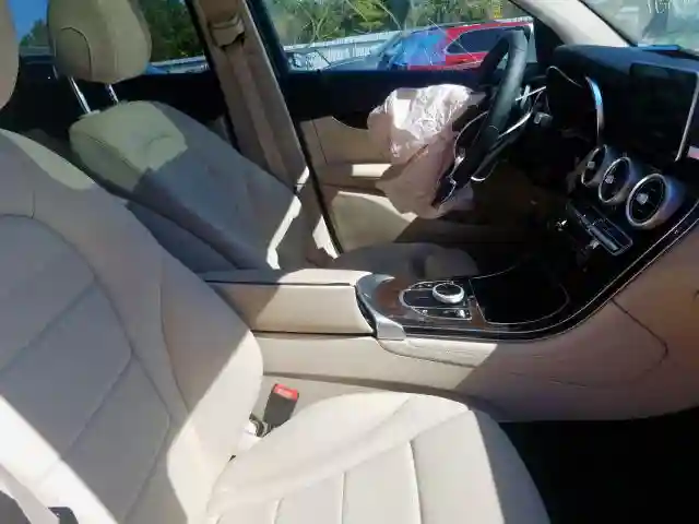WDC0G4JB0JV089019 2018 MERCEDES-BENZ GLC 300-4