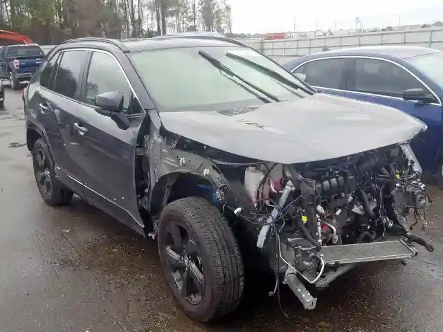 JTMEWRFV0KJ004347 2019 TOYOTA RAV4 XSE-0