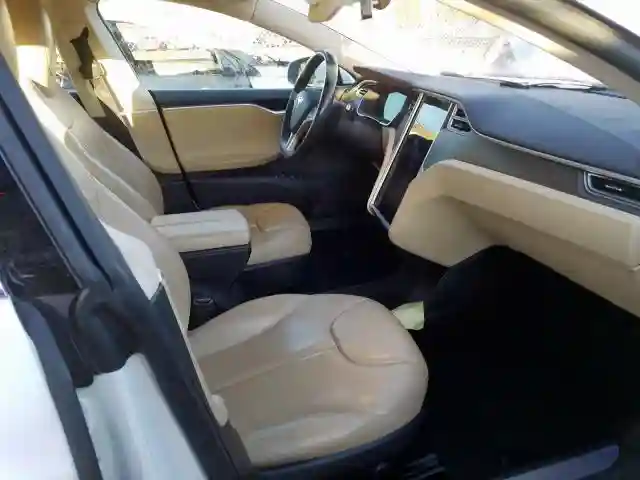 5YJSA1H24FFP75820 2015 TESLA MODEL S 85D-4