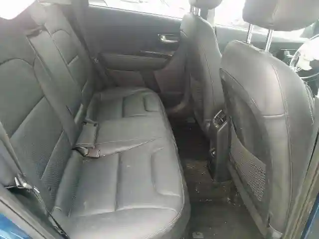KNDCE3LCXJ5177410 2018 KIA NIRO TOURING-5