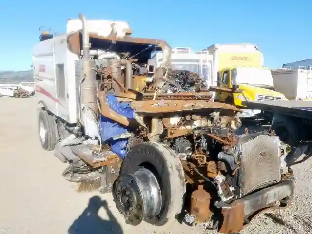 1FVACXDT0HHHW0605 2017 FREIGHTLINER M2 106 MEDIUM DUTY-0