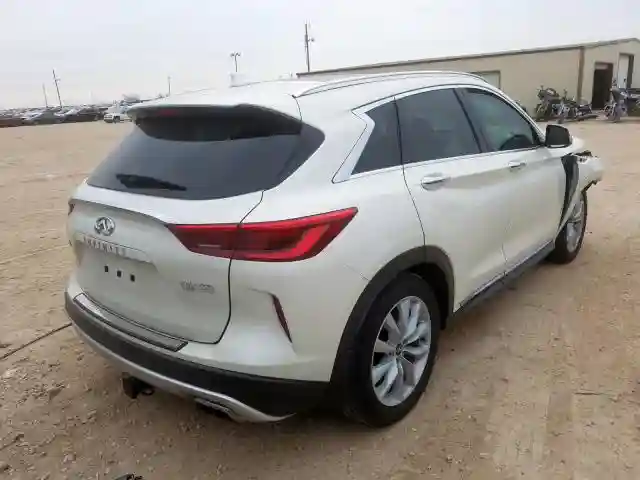 3PCAJ5M15KF125002 2019 INFINITI QX50 ESSENTIAL-3