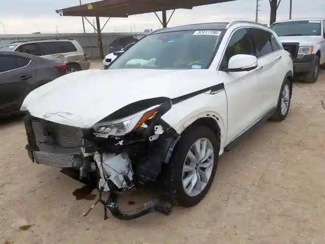 3PCAJ5M15KF125002 2019 INFINITI QX50 ESSENTIAL-1