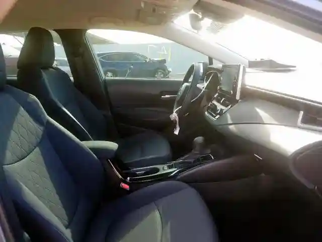5YFEPRAEXLP105980 2020 TOYOTA COROLLA LE-4