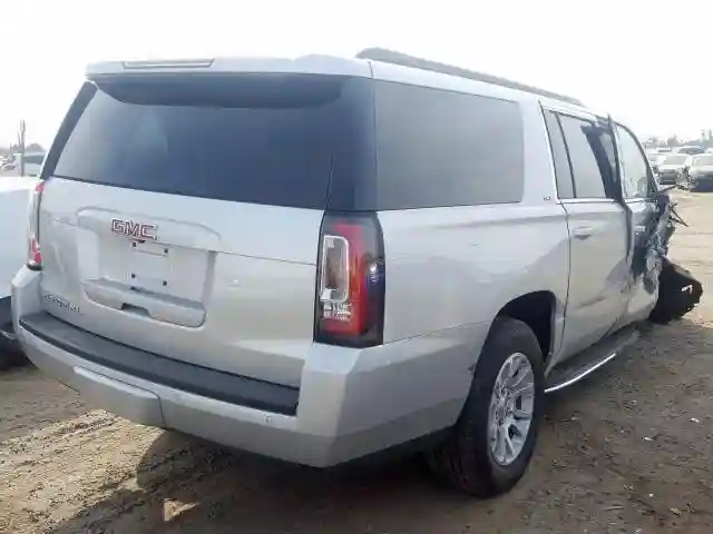 1GKS2GKC1HR324184 2017 GMC YUKON XL K1500 SLT-3