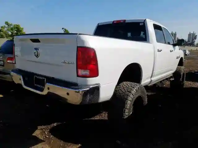 3C6UR5DL4HG674045 2017 RAM 2500 SLT-3
