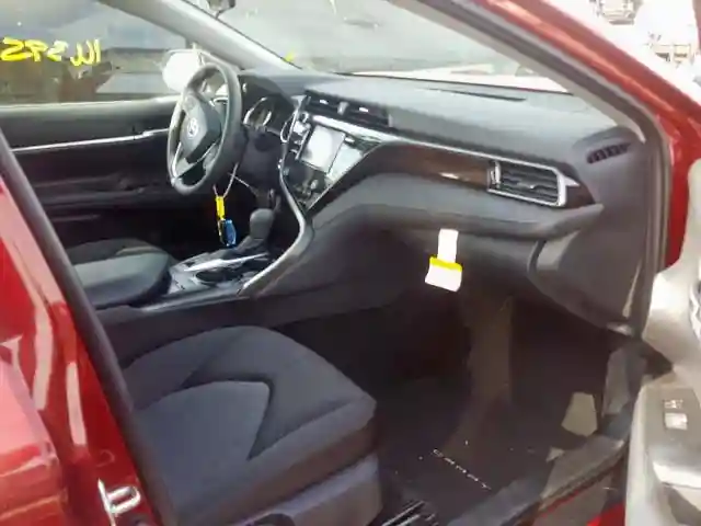 4T1B31HK8KU514438 2019 TOYOTA CAMRY LE-4