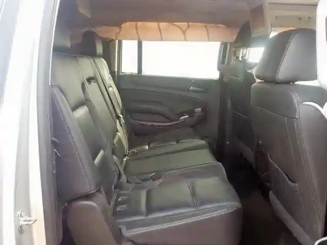 1GKS2GKC1HR324184 2017 GMC YUKON XL K1500 SLT-5