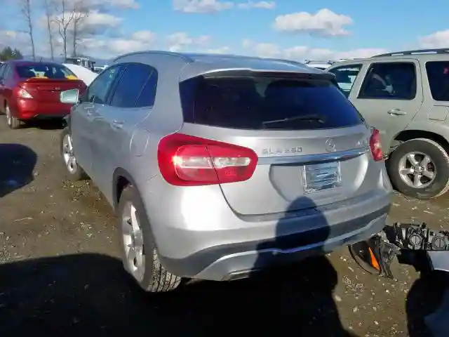 WDCTG4GB2JJ418217 2018 MERCEDES-BENZ GLA 250 4MATIC-2