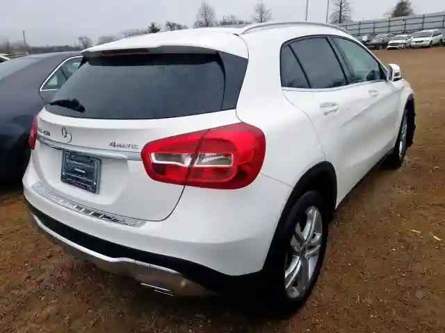 WDCTG4GB8KU007243 2019 MERCEDES-BENZ GLA 250 4MATIC-3
