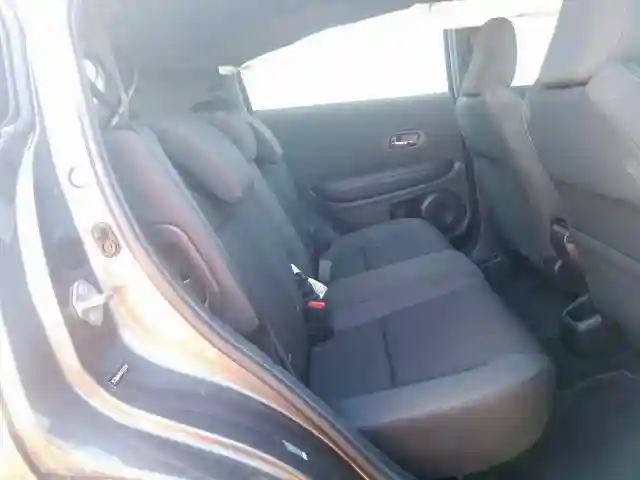 3CZRU6H10KG722315 2019 HONDA HR-V SPORT-5
