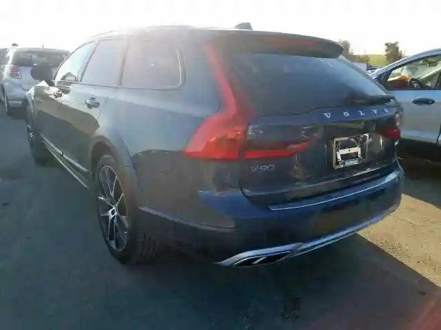 YV4A22NL0L1103637 2020 VOLVO V90 CROSS COUNTRY T6 INSCRIPTION-2