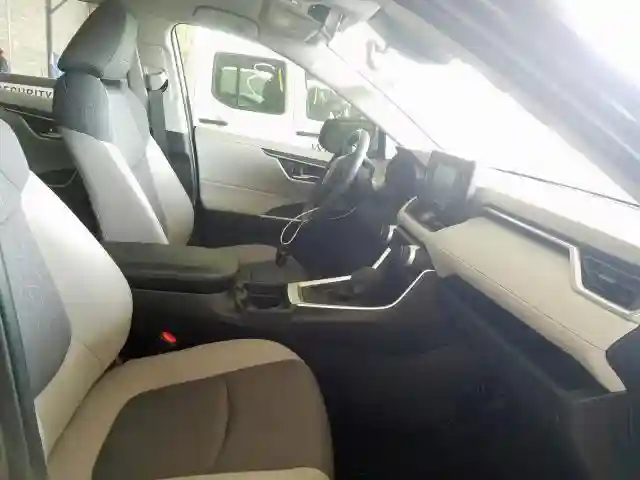 JTMW1RFV6LJ017155 2020 TOYOTA RAV4 XLE-4