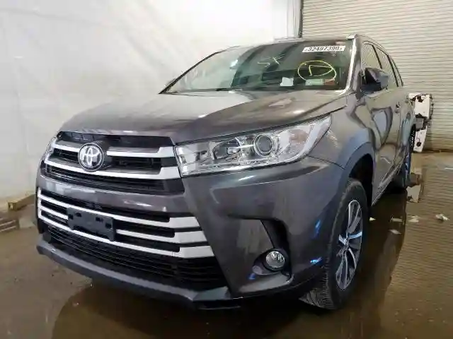 5TDJZRFH9HS422207 2017 TOYOTA HIGHLANDER SE-1