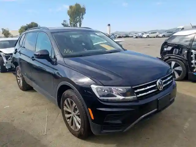 3VV1B7AX9KM182687 2019 VOLKSWAGEN TIGUAN S-0