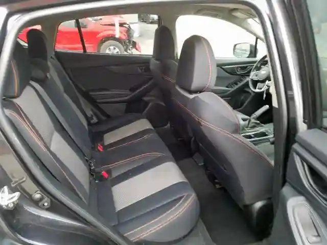 JF2GTABC2J8269673 2018 SUBARU CROSSTREK PREMIUM-5