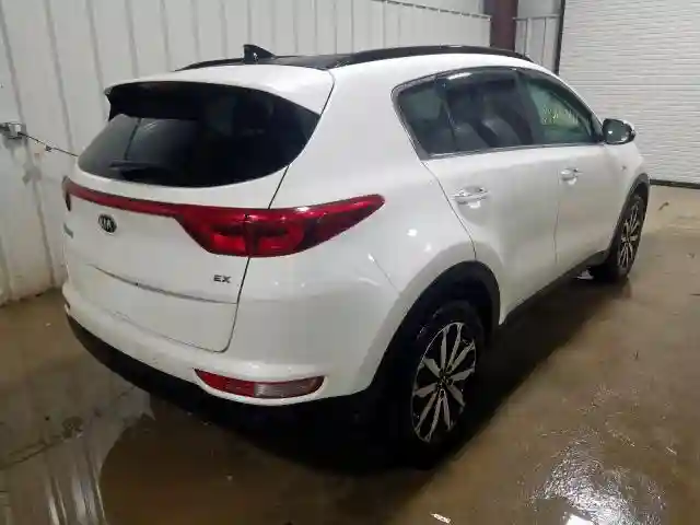 KNDPNCAC8J7309315 2018 KIA SPORTAGE EX-3