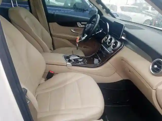 WDC0G4JB3GF091916 2016 MERCEDES-BENZ GLC 300-4