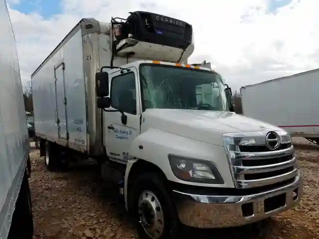 5PVNJ8JT9H4S57396 2017 HINO 258/268-0