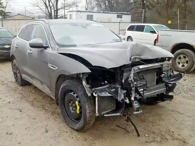 SADCK2FX4KA360719 2019 JAGUAR F-PACE PRESTIGE-0