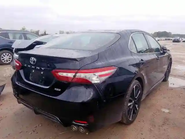 4T1B61HK7JU115641 2018 TOYOTA CAMRY XSE-3