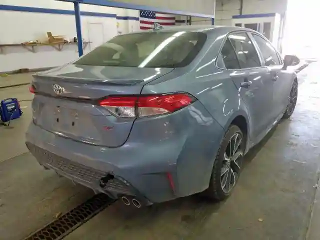 JTDS4RCE2LJ022816 2020 TOYOTA COROLLA SE-3